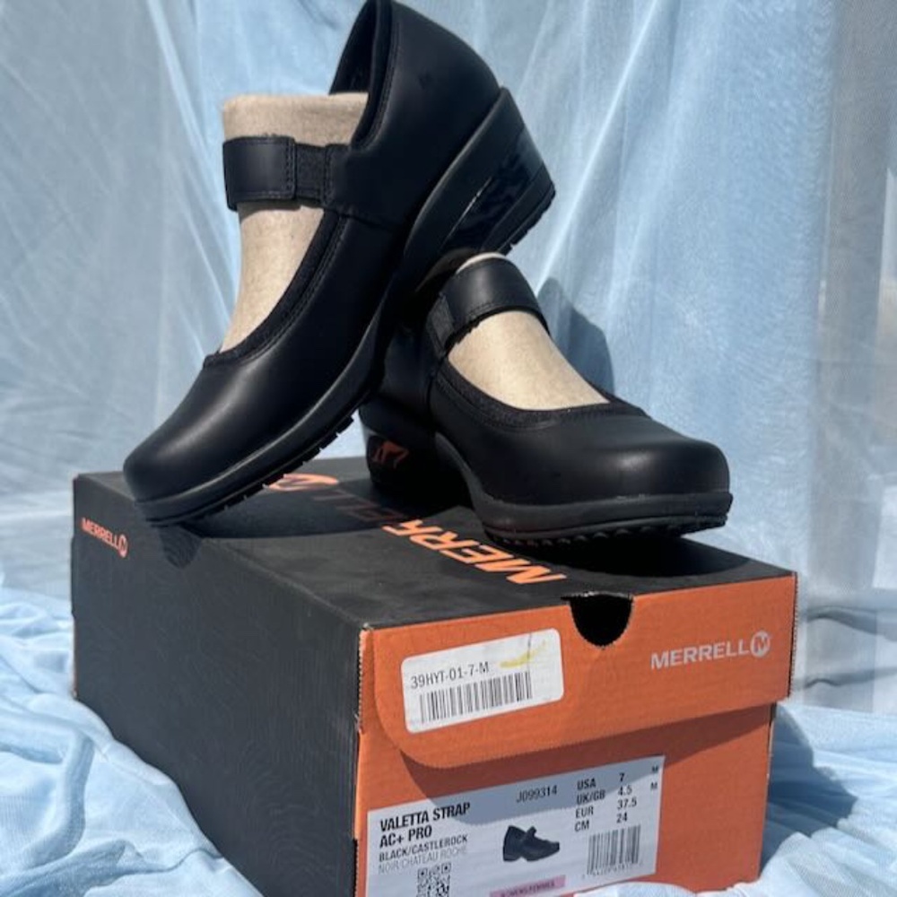 Merrel Black Mary Janes - Picture 2 of 7